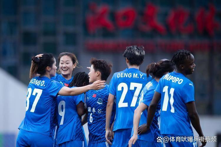 比赛之巅：女足比赛中的巅峰对决